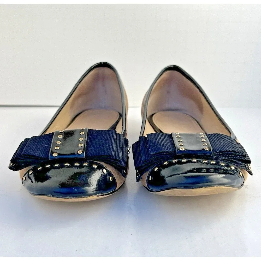 Adrienne Vittadini Tan Suede Black Patent Bow Ballet Flats Womens Size 7.5